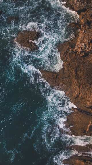 7 Unsolved Ocean Mysteries 