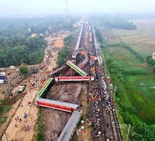 Heartbreaking Pictures from Odisha’s Train Tragedy 