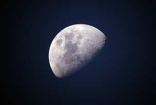 5 Countries That Have Their Flags On The Moon