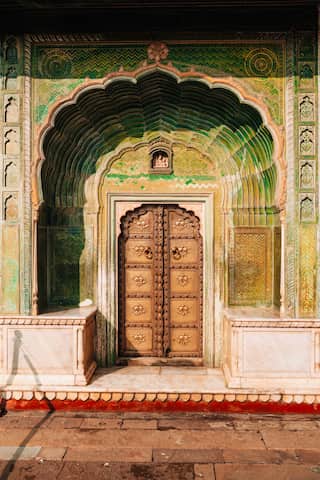 10 Most Beautiful Royal Palaces in India