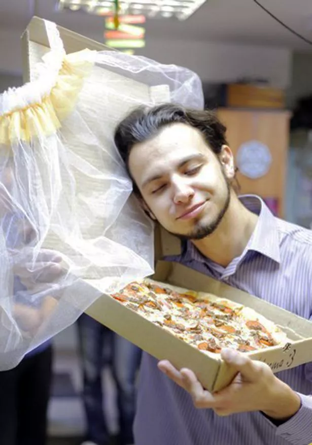 Bizzare Wedding Couples! 7 People Who Married Objects