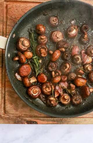 7 Incredible Health Benefits of Mushrooms  
