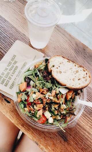5 Amazing Benefits Of Eating An Early Dinner  