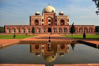 7 Iconic Indian Monuments Built by Women
