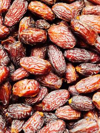 6 Health Benefits of Eating Dates