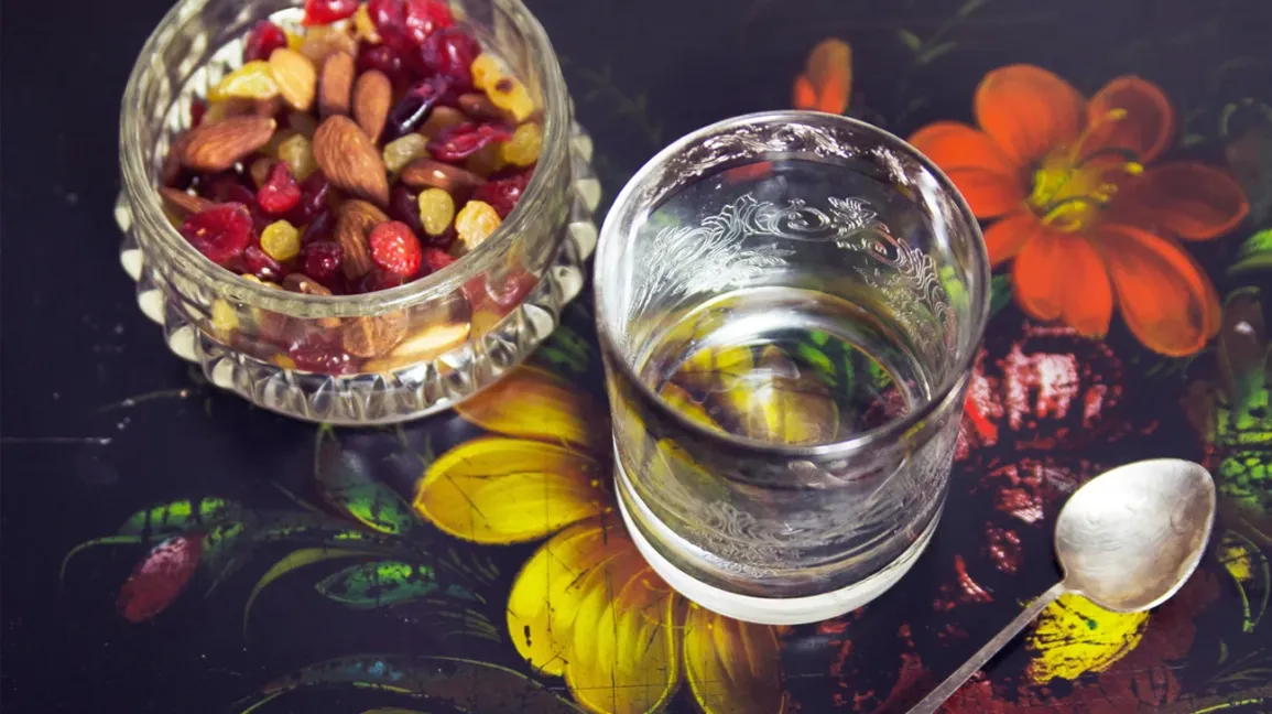 7 Benefits of Soaked Dry Fruits, Seeds, and Nuts
