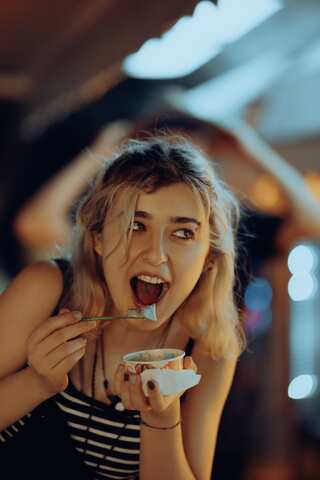 6 Tips for Mindful Eating
