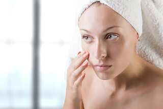 7 Food Items to Keep Skin Well Moisturised