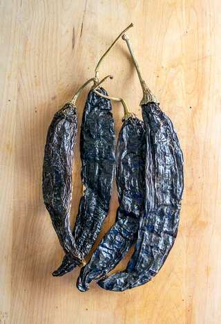 5 Health Benefits of Pasilla Pepper 