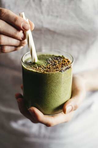 6 Diabetes-Friendly Drinks to Support Blood Sugar Control 