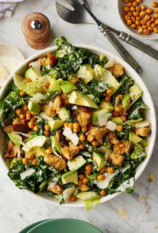 5 Salads to Eat 
This Week 

