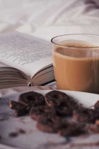 7 Benefits of Consuming Warm Foods and Drinks in Winter 