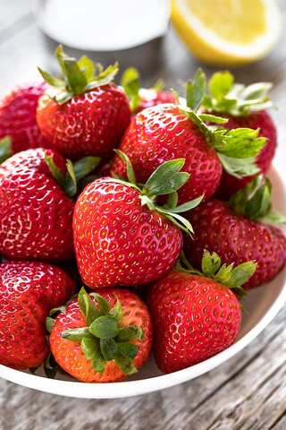Health Benefits of Consuming Strawberries 
