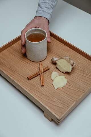 6 Benefits of Drinking Ginger Shots in Winter