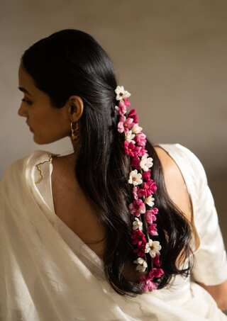 6 Best Oils To Tackle Hair Fall 