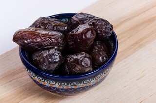 5 Ways Dates Boost Health In Winters