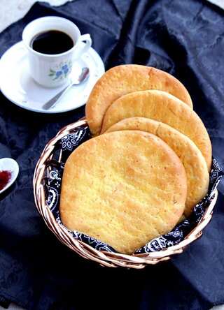 5 Must-Try Kashmiri Breads
