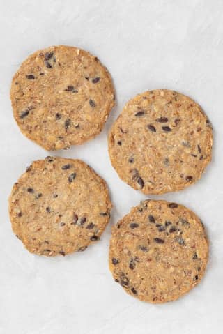Easy Gluten-Free Black Quinoa Crackers Recipe
