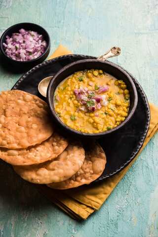 5 Must-Try Traditional Sindhi Breakfast Dishes  
