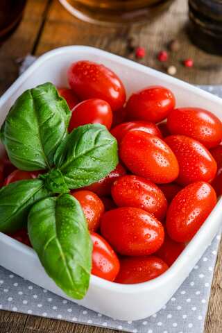 How to Store Tomatoes and Keep them Fresh for Longer