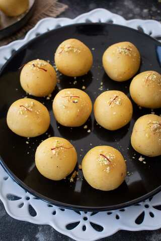 5 Easy Steps to Make Delicious Moong Dal Ladoo
