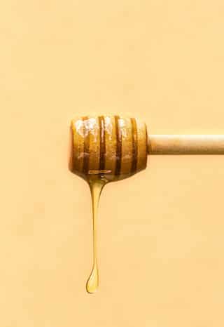 Key Differences Between Organic and Regular Honey