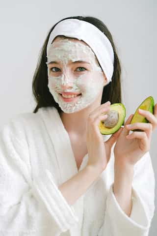 5 DIY Natural Face Masks for Glowing Skin
