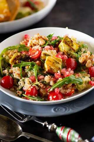 5 Delicious and Filling Paneer Salad Recipes
