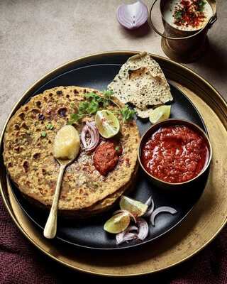 How to Make Delicious Sattu Paratha
