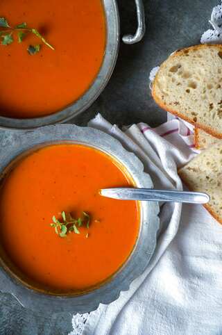 Easy and Healthy Tomato Soup Recipe