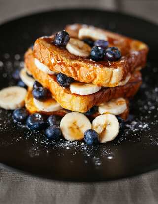 How To Make Banana And Blueberry French Toast