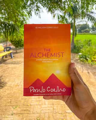 7 Reasons Why 'The Alchemist' Became a Readers' Favourite
