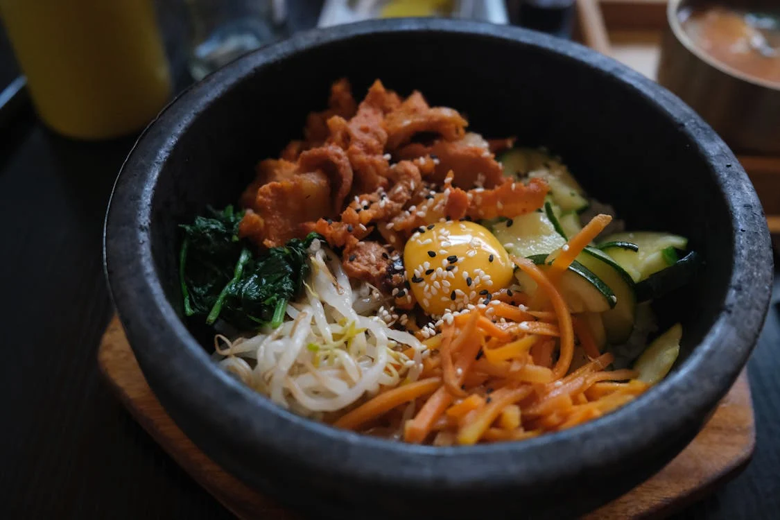 How to Make the Delicious Korean Bibimbap
