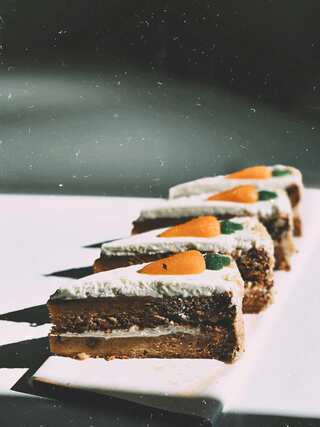 Delicious and Easy Carrot Cake Recipe