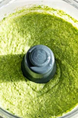 Quick and Easy Way to Make Broccoli Pesto

