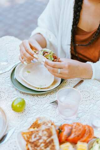 5 Steps to Make Taco Salad