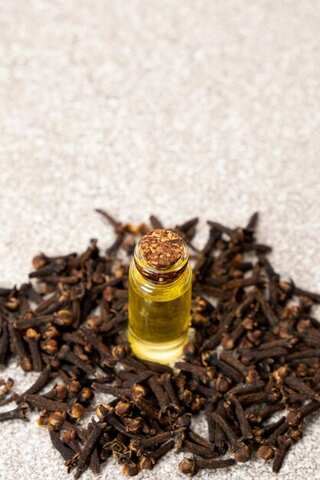 Five Ways You Can Improve Hair Health with Clove Oil
