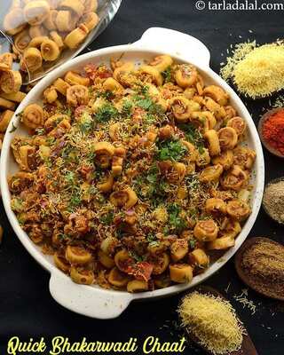 Step-by-Step Guide to Prepare Delicious Bhakarwadi Chaat
