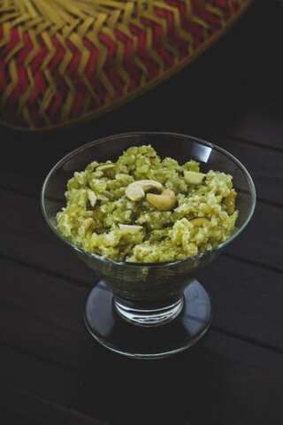 How to Make Zucchini Halwa: A Quick and Easy Recipe
