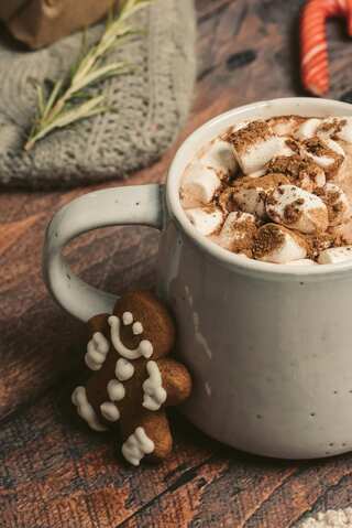 Instant Gingerbread Hot Chocolate Recipe for Festive Season
