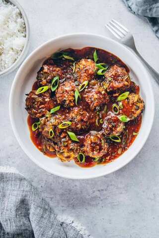5 Easy Steps to Make Vegetable Manchurian
