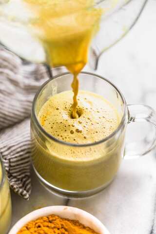 6 Natural Blood-Purifying Foods