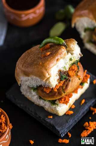 6 Must-Try Mumbai Street Foods
