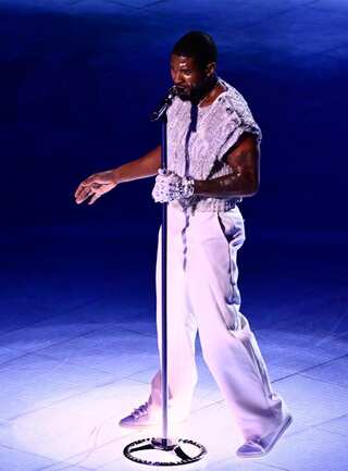 Best Photos From Usher's Super Bowl Performance