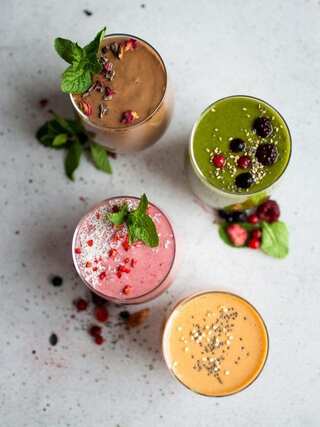 7 Rainbow Smoothie Diet Plan for Weight Loss and Cleansing
