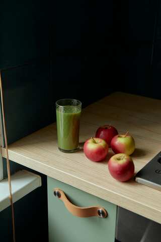 6 Health Benefits of Drinking Karela Juice