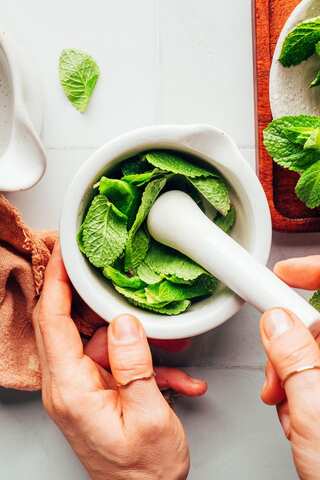 5 Health Benefits Of Eating Mint Leaves Everyday 