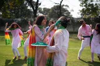 5 Holi Decor Ideas Using Recycled Materials