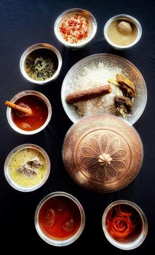 5 Popular Kashmiri Food Items