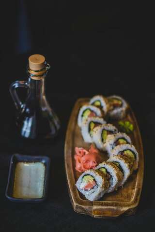 7 Japanese Food Habits for Long Life